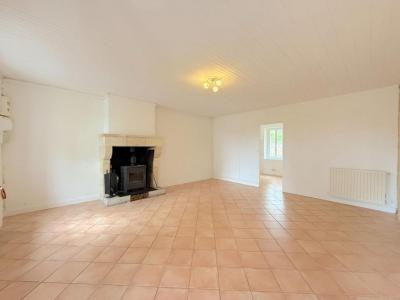 For rent Saint-vincent-de-paul 3 rooms 97 m2 Gironde (33440) photo 3