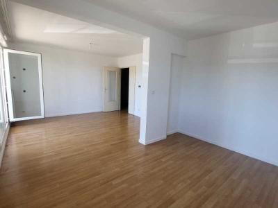 For sale Besancon 4 rooms 91 m2 Doubs (25000) photo 2