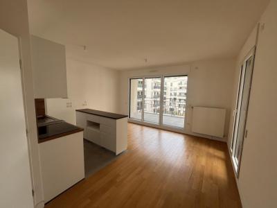 For rent Levallois-perret 2 rooms 45 m2 Hauts de Seine (92300) photo 0
