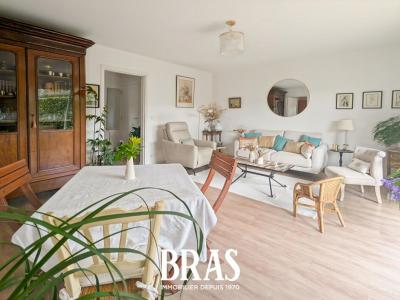 For sale Vannes 4 rooms 75 m2 Morbihan (56000) photo 2