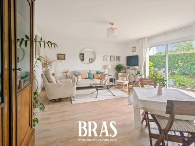 For sale Vannes 4 rooms 75 m2 Morbihan (56000) photo 3