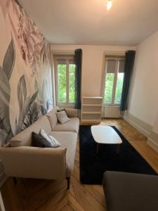 For rent Lyon-3eme-arrondissement 2 rooms 66 m2 Rhone (69003) photo 1