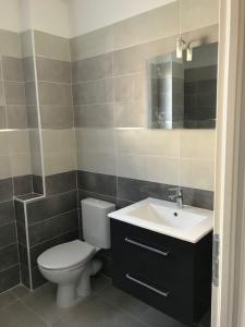 For sale 1 B RUE ENCLOS GOUBERT 4 rooms 73 m2 Gard (30900) photo 1