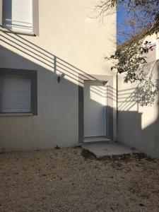 For sale 1 B RUE ENCLOS GOUBERT 4 rooms 73 m2 Gard (30900) photo 4