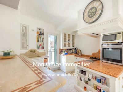 For sale Roque-d'antheron 8 rooms 225 m2 Bouches du Rhone (13640) photo 0