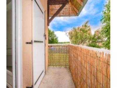 Louer Appartement 72 m2 Saint-usuge