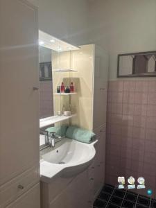For rent Cavalaire-sur-mer 2 rooms 57 m2 Var (83240) photo 4