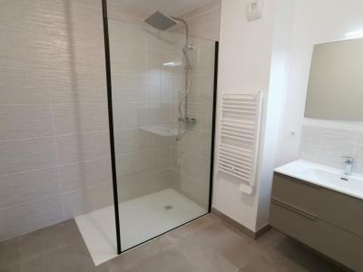 Louer Appartement Villeneuve-les-avignon Gard