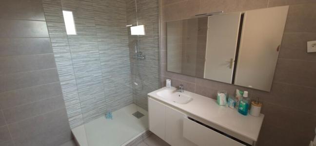 For rent Istres Istres 3 rooms 73 m2 Bouches du Rhone (13800) photo 3