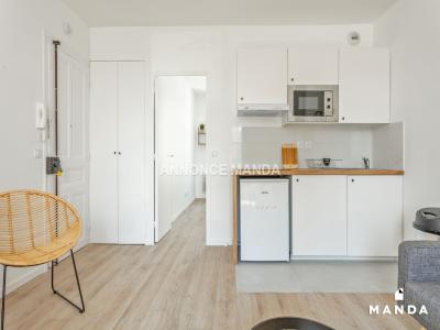 Louer Appartement Courbevoie 1290 euros