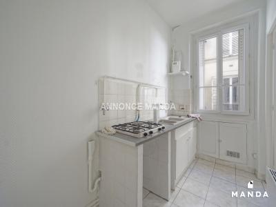 For rent Paris-10eme-arrondissement 2 rooms 39 m2 Paris (75010) photo 4