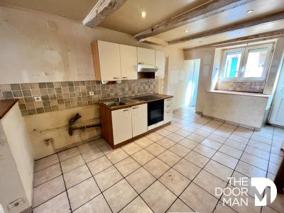 For sale Nogent 4 rooms 83 m2 Haute marne (52800) photo 3