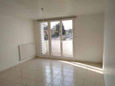 For rent Pessac 3 rooms 60 m2 Gironde (33600) photo 0