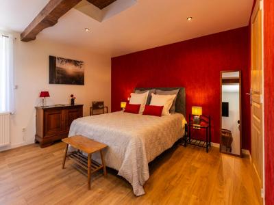 For sale Sainte-agathe-la-bouteresse 6 rooms 154 m2 Loire (42130) photo 2