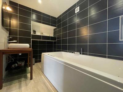 For sale Sainte-agathe-la-bouteresse 6 rooms 154 m2 Loire (42130) photo 3