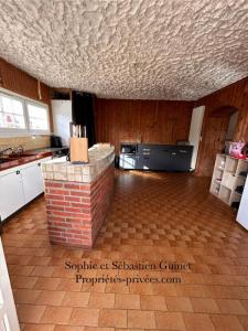 For sale Nalliers 7 rooms 152 m2 Vendee (85370) photo 3