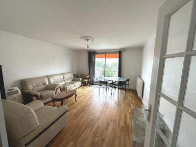 For rent Villejuif 3 rooms 75 m2 Val de Marne (94800) photo 0