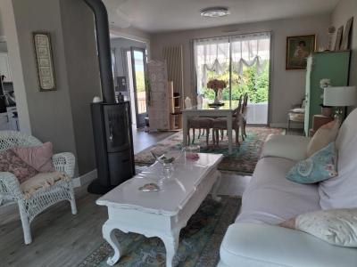 For sale Chemille 4 rooms 118 m2 Maine et loire (49120) photo 2