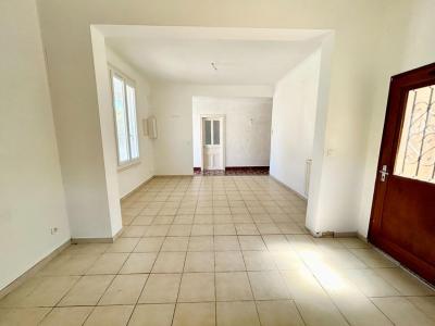For sale Montpellier 4 rooms 87 m2 Herault (34070) photo 2