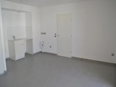 For rent Pezilla-la-riviere 2 rooms 44 m2 Pyrenees orientales (66370) photo 1