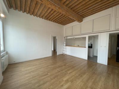 For rent Lyon-4eme-arrondissement 2 rooms 65 m2 Rhone (69004) photo 0