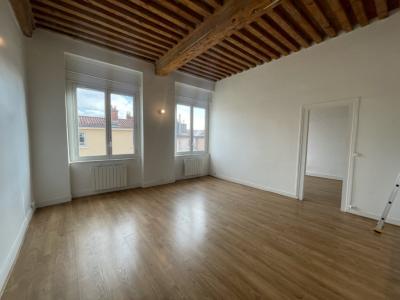 For rent Lyon-4eme-arrondissement 2 rooms 65 m2 Rhone (69004) photo 2