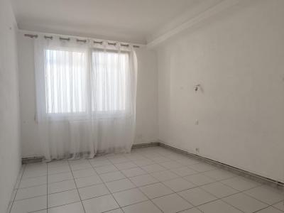 For sale Narbonne 3 rooms 68 m2 Aude (11100) photo 4