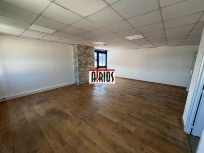 For rent Garde 230 m2 Var (83130) photo 1
