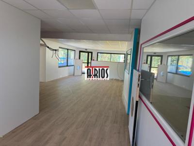 Louer Local commercial Valette-du-var 37884 euros