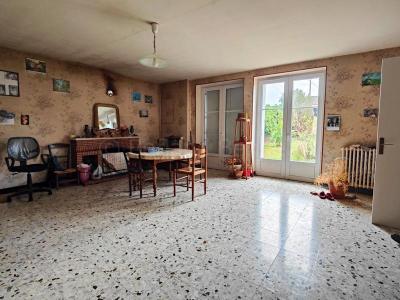 For sale Sauze-vaussais 7 rooms 116 m2 Deux sevres (79190) photo 3