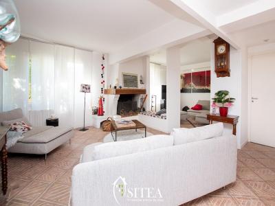 For sale Colomiers 5 rooms 209 m2 Haute garonne (31770) photo 2