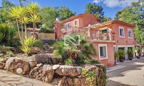 For sale Montauroux 6 rooms 174 m2 Var (83440) photo 3