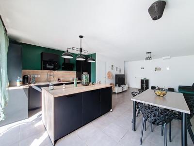 For sale Mions 4 rooms 111 m2 Rhone (69780) photo 4
