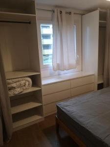 For rent Bordeaux 3 rooms 63 m2 Gironde (33300) photo 4