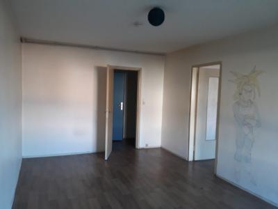 Louer Appartement 40 m2 Saint-avold