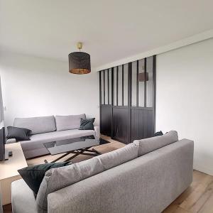 For rent Paris-11eme-arrondissement 2 rooms 35 m2 Paris (75011) photo 2