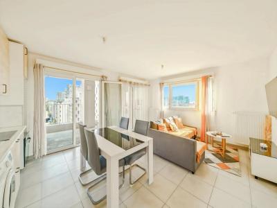 For sale Marseille-2eme-arrondissement 3 rooms 61 m2 Bouches du Rhone (13002) photo 0