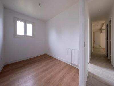 For sale Boussens 6 rooms 92 m2 Haute garonne (31360) photo 3