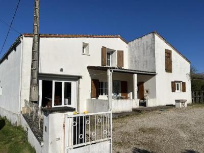 For sale 6 rooms 135 m2 Vienne (86400) photo 0