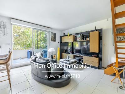 For sale Marseille-8eme-arrondissement 3 rooms 64 m2 Bouches du Rhone (13008) photo 1