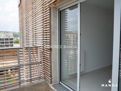 For rent Bordeaux 1 room 47 m2 Gironde (33100) photo 2
