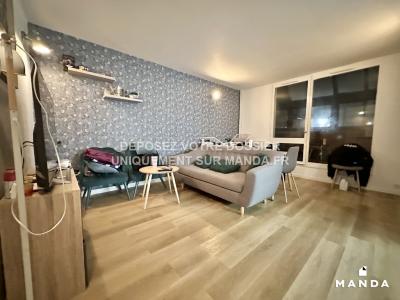 Louer Appartement 10 m2 Evry