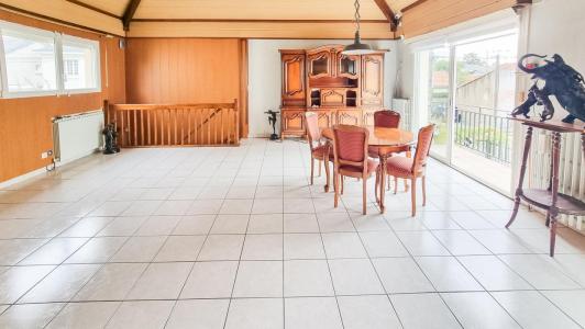For sale Nantes 4 rooms 79 m2 Loire atlantique (44100) photo 2