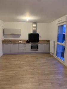 For rent Valenciennes 3 rooms 74 m2 Nord (59300) photo 2