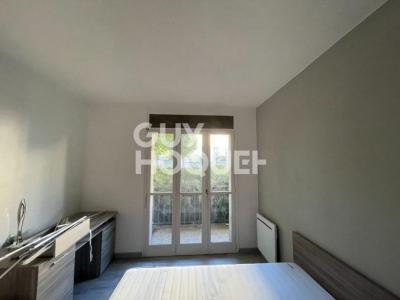 For sale Montpellier 4 rooms 80 m2 Herault (34000) photo 3
