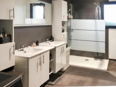 For sale Frontenac 4 rooms 90 m2 Gironde (33760) photo 4