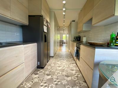 For sale Lyon-8eme-arrondissement 5 rooms 130 m2 Rhone (69008) photo 1
