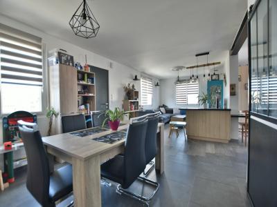 For sale 10 MIN CHOLET L'ECUYERE 4 rooms 112 m2 Maine et loire (49340) photo 4