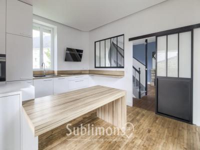 For sale Vannes 4 rooms 92 m2 Morbihan (56000) photo 4