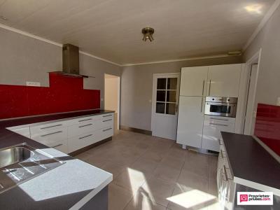 For sale Frontenay-rohan-rohan 6 rooms 130 m2 Deux sevres (79270) photo 3